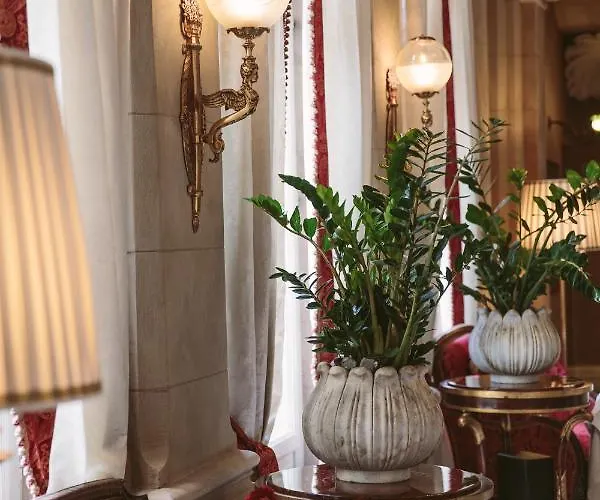 فندق البيرغو تيرمينوس 4*