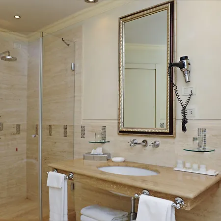 酒店 艾尔伯格泰尔密努斯酒店